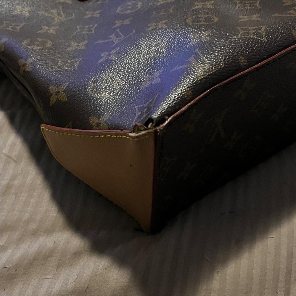 Louis Vuitton Monogram Tote in Dark Brown with Tan Straps - Picture 7 of 7